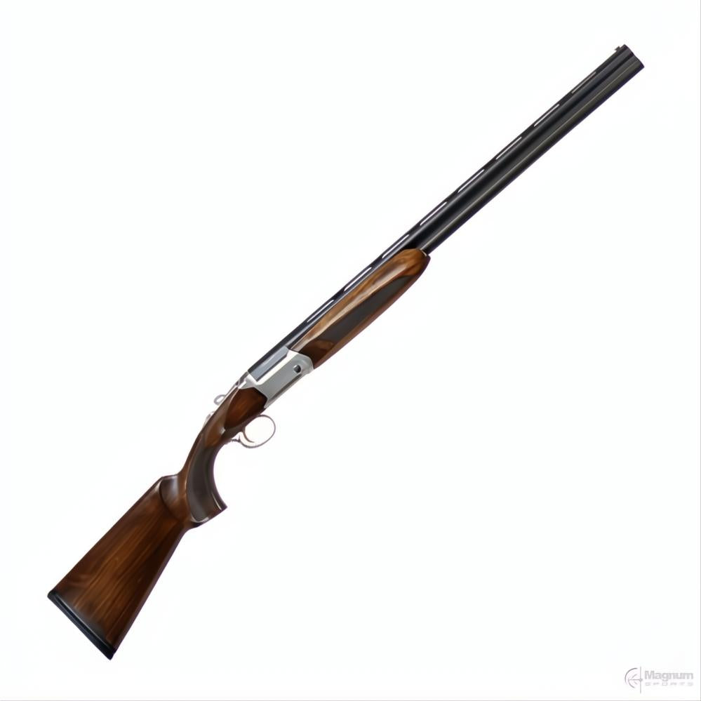 Akkar Churchill 820